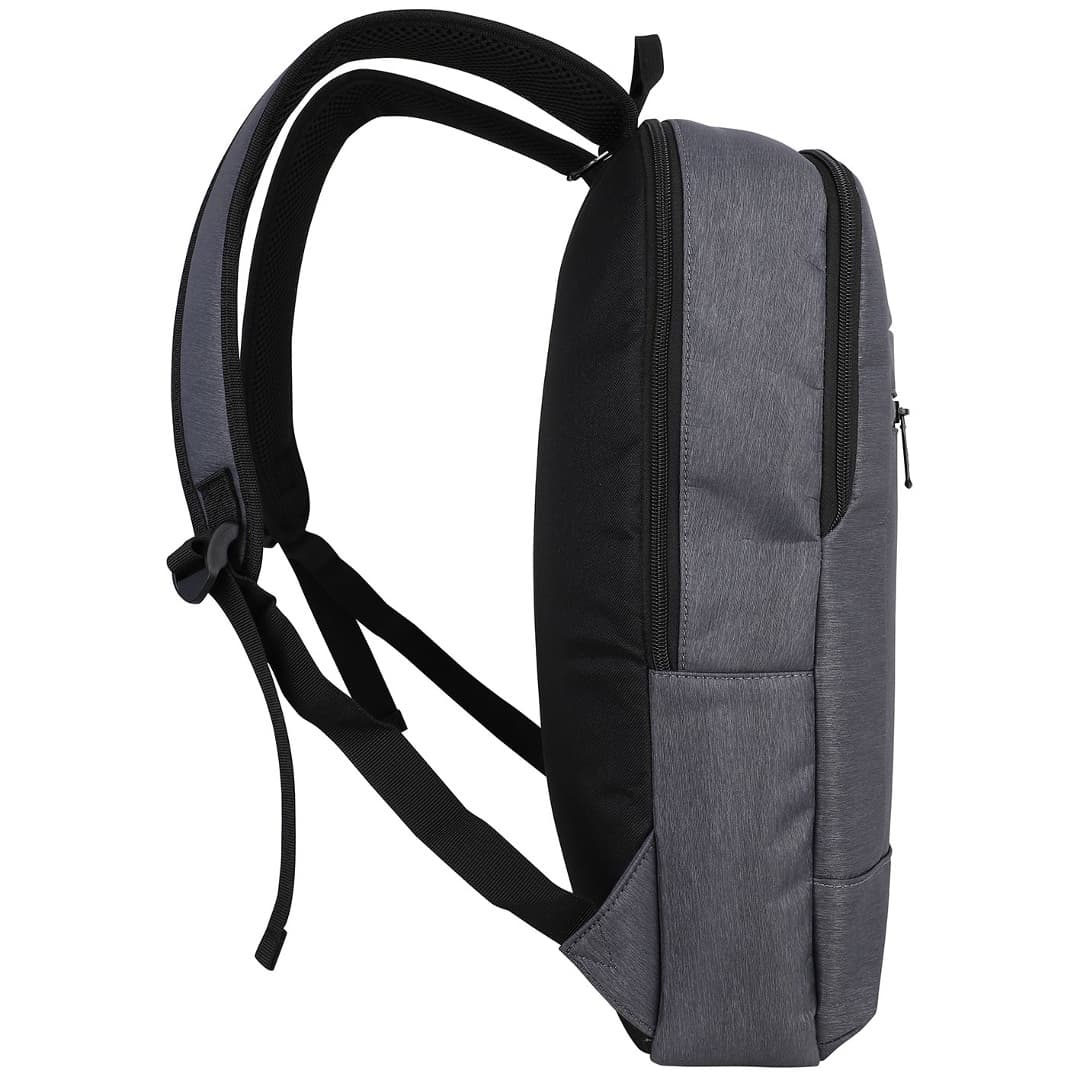 Mochila Bluecase LSB10108 para Laptop 15.6" con Puerto USB